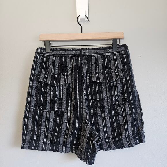 A.n.a Linen Shorts Womens M Black White Striped Minimalist Boho Casual Summer - Picture 2 of 10